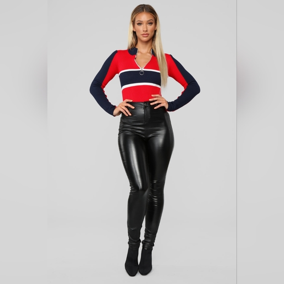 Red and Blue O-Ring Zipper Sweater - Picture 6 of 17